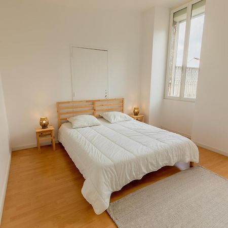 - Le Saugeron - Apartman Blaye Kültér fotó