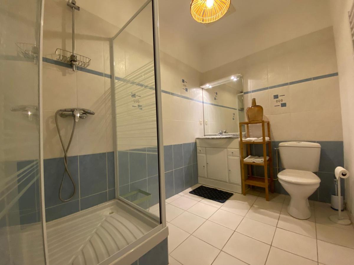 - Le Saugeron - Apartman Blaye Kültér fotó