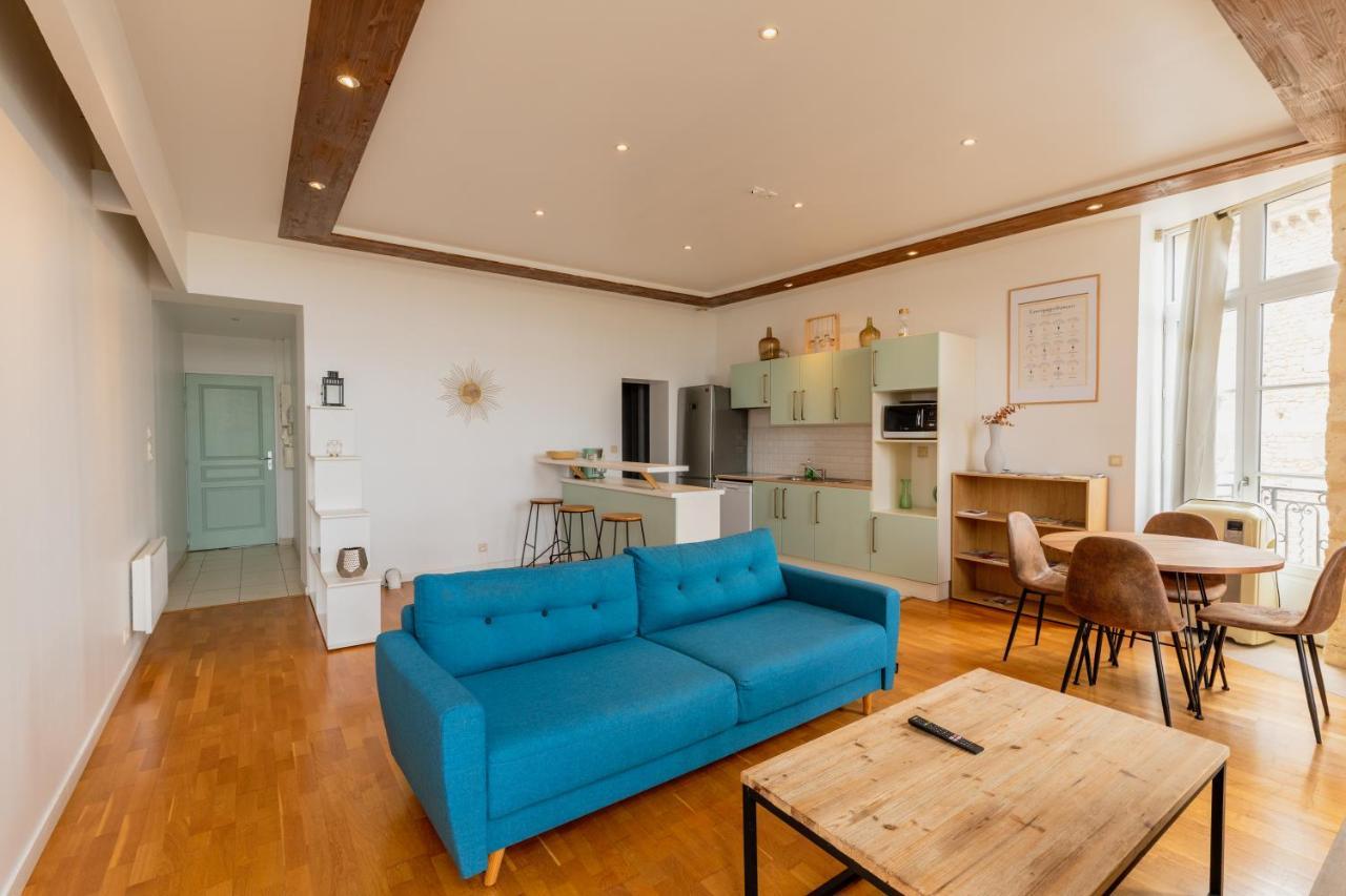 - Le Saugeron - Apartman Blaye Kültér fotó