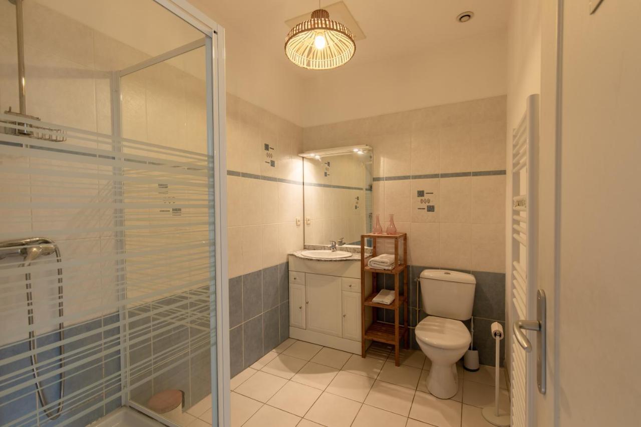- Le Saugeron - Apartman Blaye Kültér fotó